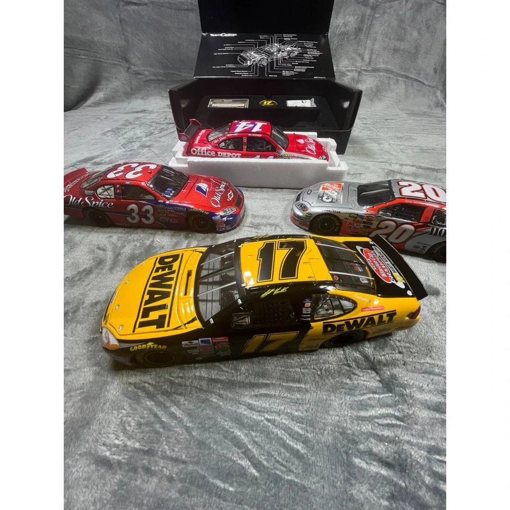 NASCAR 1:24 Diecast Tony Stewart Monte Carlo Matt Kenseth Collector Lot Of‎ 4